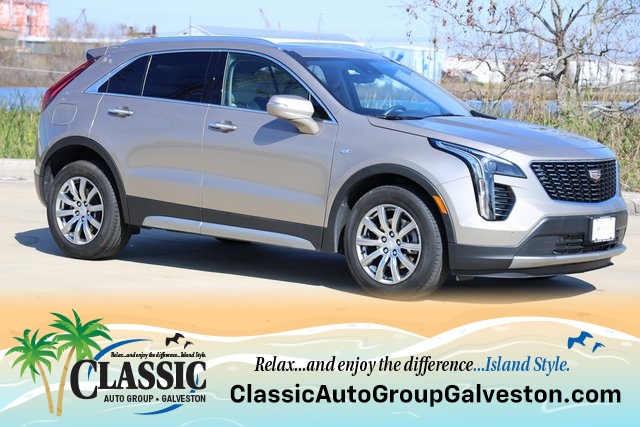 2022 Cadillac XT4 Premium Luxury FWD