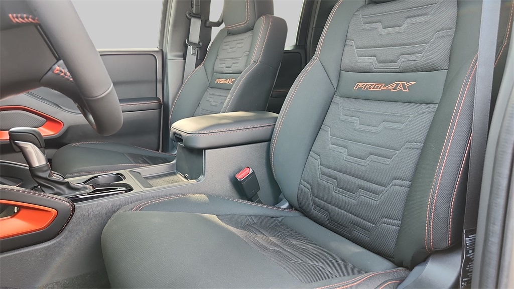 2025 Nissan Frontier