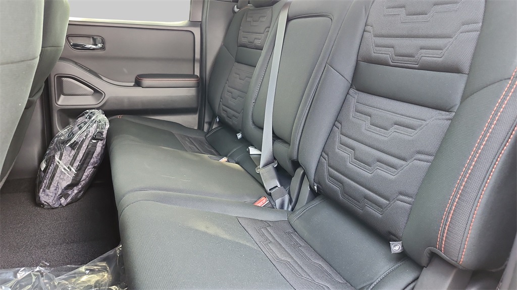 2025 Nissan Frontier