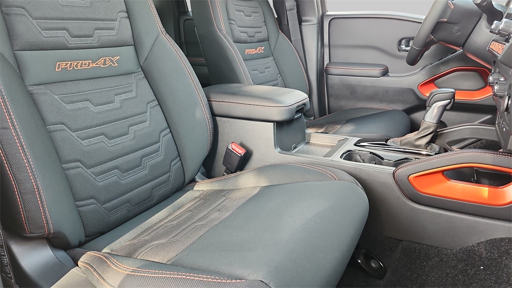 2025 Nissan Frontier