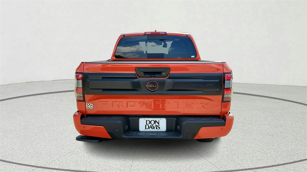 2025 Nissan Frontier