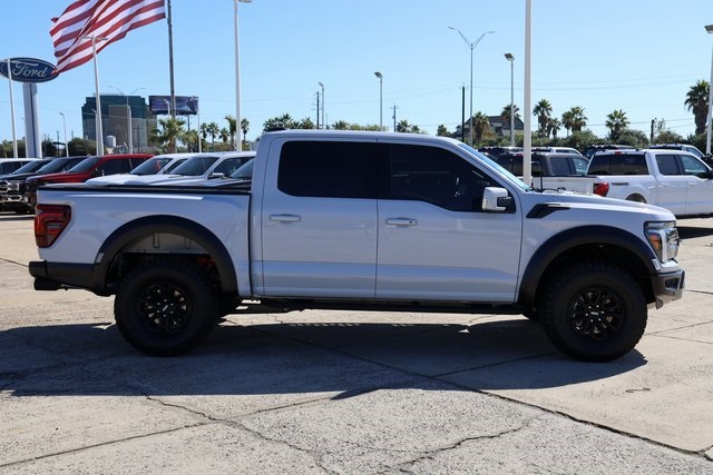 2025 Ford F-150 Raptor - 3