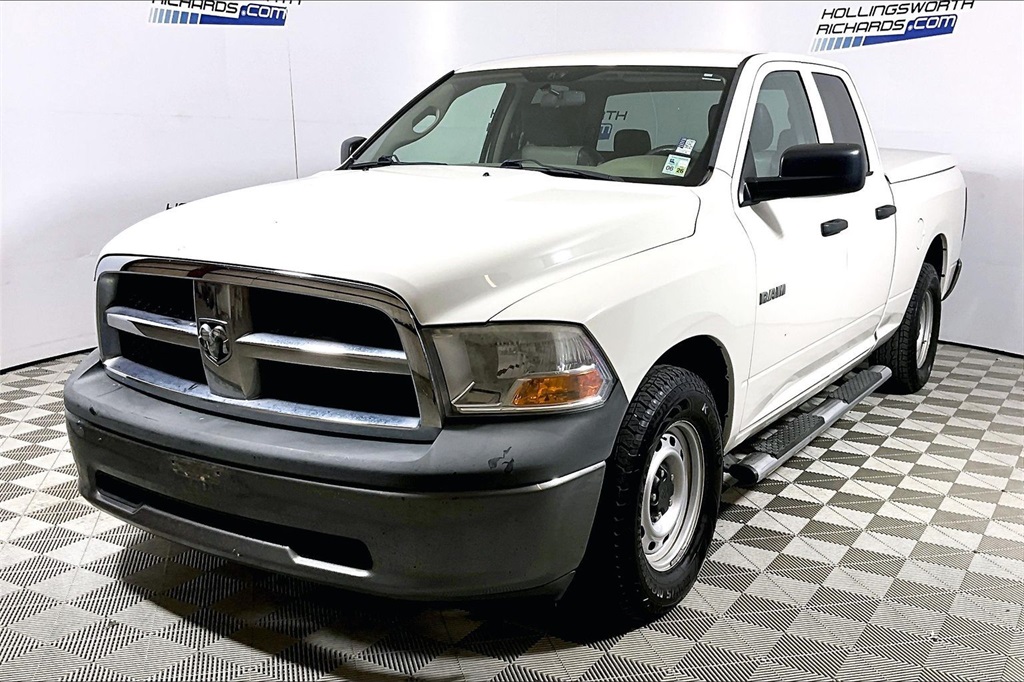 2009 Dodge RAM 1500 ST Quad Cab RWD