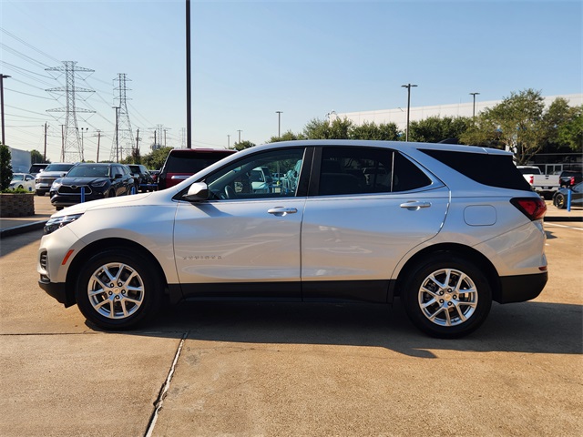2022 Chevrolet Equinox LT - 3
