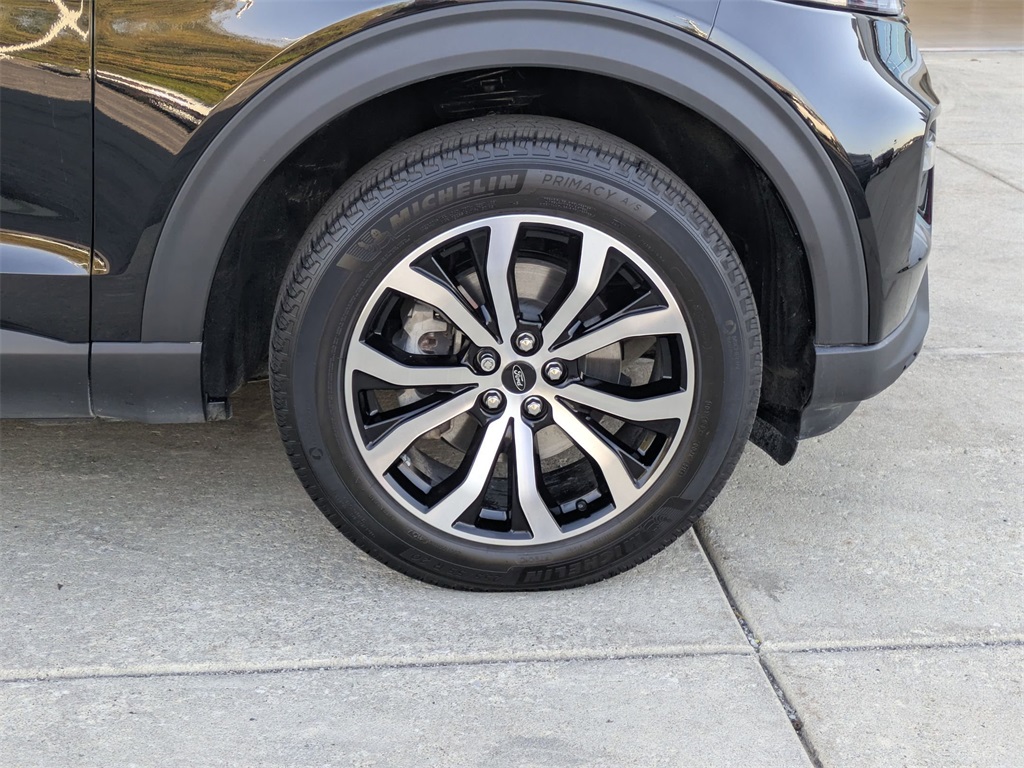 Used 2024 Ford Explorer For Sale in Findlay, OH