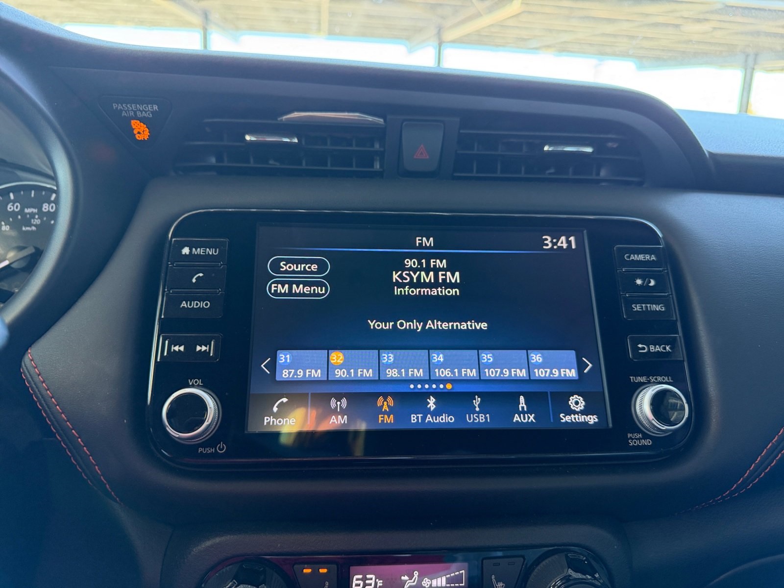 Used Car 2023 Nissan Kicks  Sr For Sale Under $20,000 In San Antonio, Texas