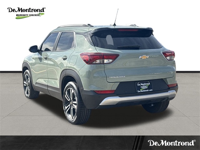 2025 Chevrolet TrailBlazer LT Green at Toyota of Victoria