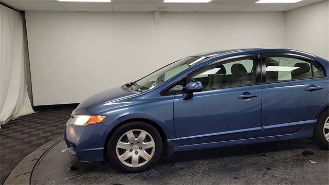 2011 – Honda – Civic