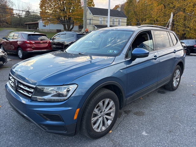 2018 Volkswagen Tiguan S photo 2