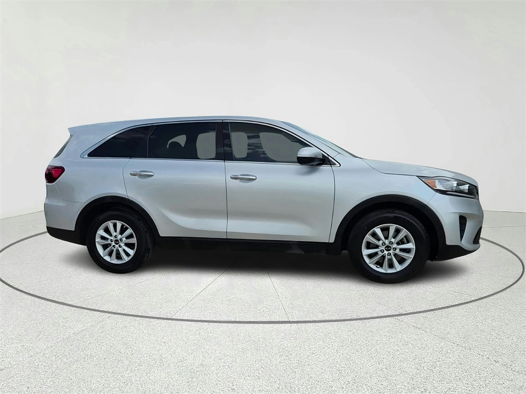 2019 Kia Sorento L Silver at Shottenkirk Kia Fort Bend