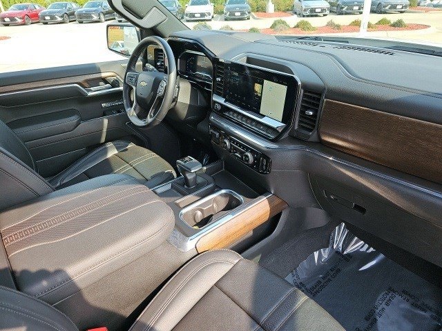 2023 Chevrolet Silverado 1500 High Country White at Shottenkirk Kia Fort Bend