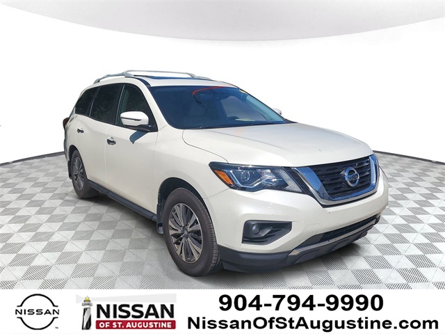 2017 Nissan Pathfinder SL