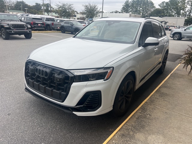 2025 Audi Q7 quattro Prestige 55 TFSI