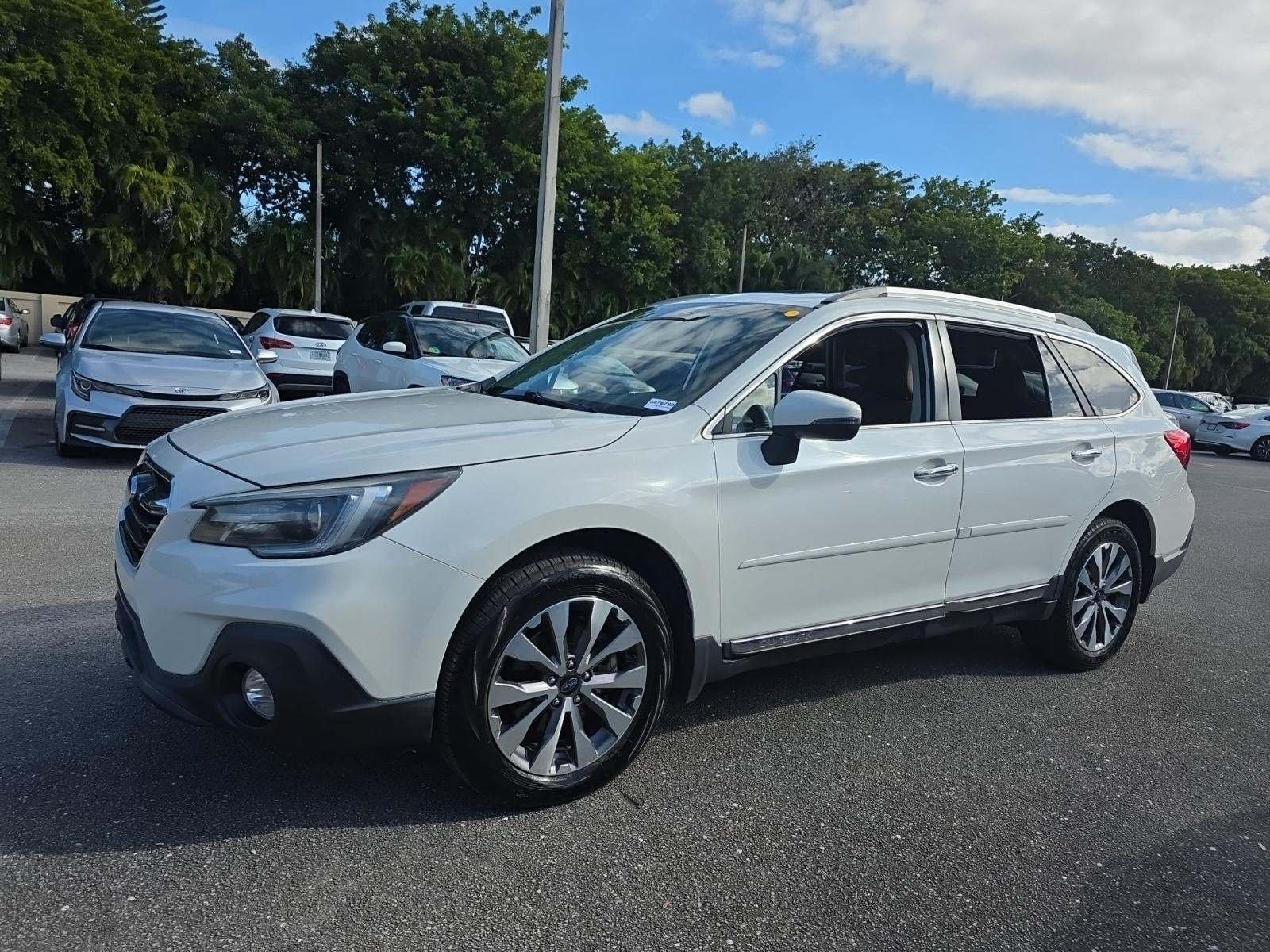 2019 Subaru Outback 3.6R's photo