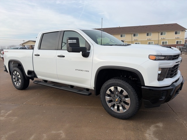 2026 Chevrolet Silverado 2500HD Custom Crew Cab 4WD