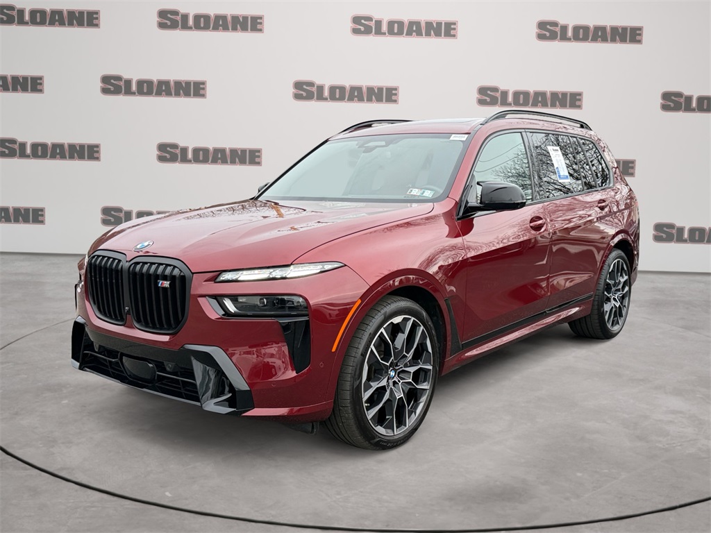 2025 BMW X7 M60i AWD
