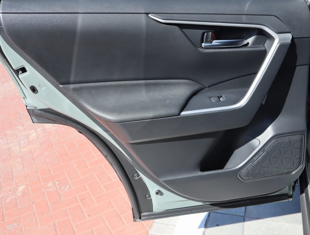 Thumbnail: 2023 Toyota RAV4 - 17