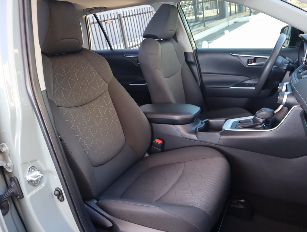 Thumbnail: 2023 Toyota RAV4 - 26