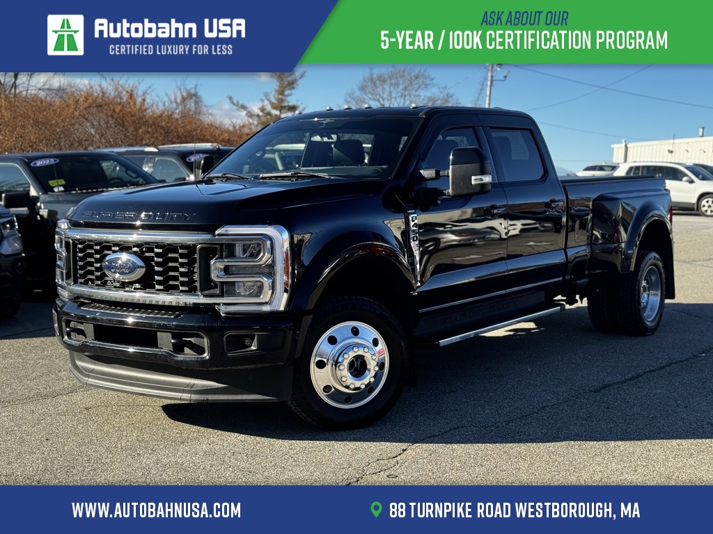 2023 Ford F-450 Super Duty Lariat Crew Cab LB DRW 4WD