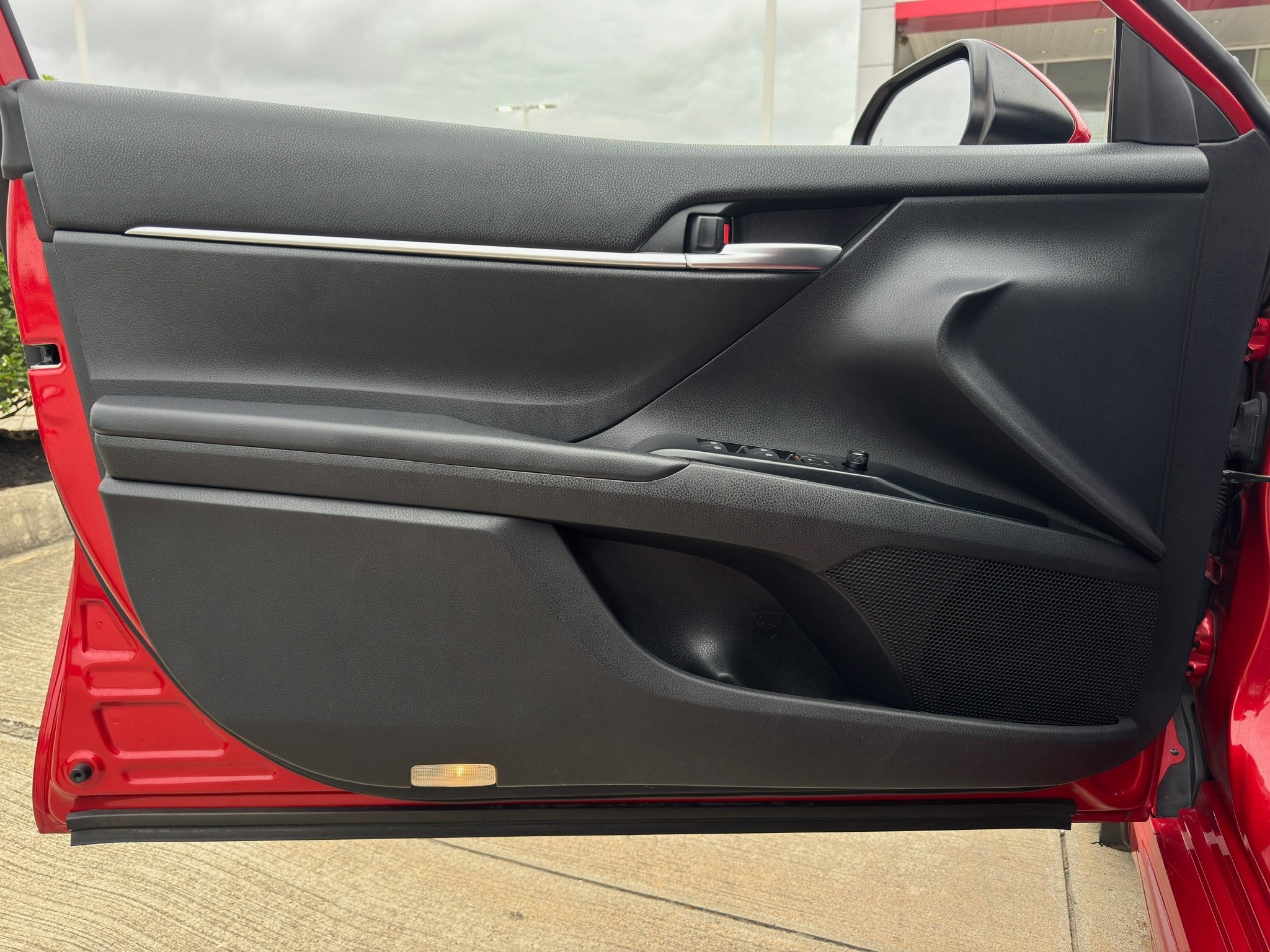 2019 Toyota Camry SE  at Emmons Autoplex