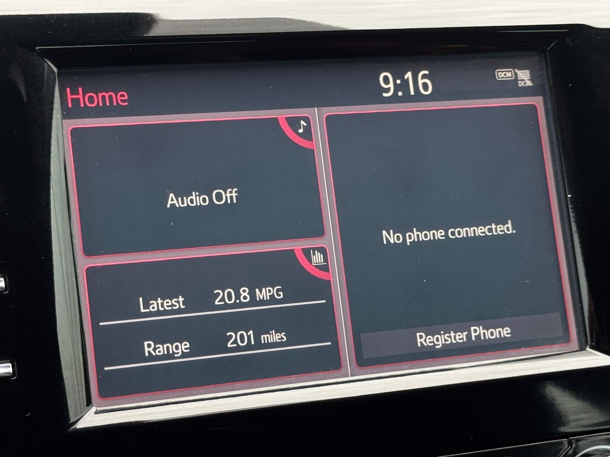 2019 Toyota Camry SE - 4