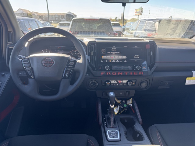 2026 Nissan Frontier Crew Cab PRO-4X photo 3