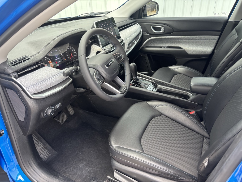 Used Car 2022 Jeep Compass  Latitude For Sale Under $20,000 In Austin, Texas