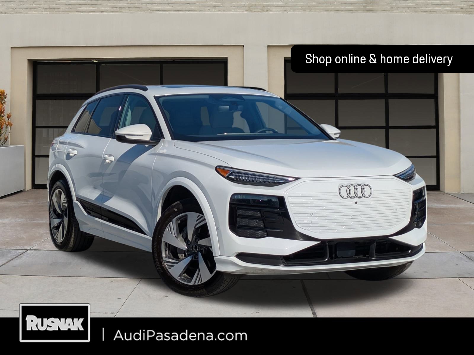 2025 Audi Q6 e-tron quattro Premium Plus