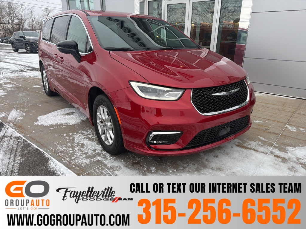 2025 Chrysler Pacifica Select FWD