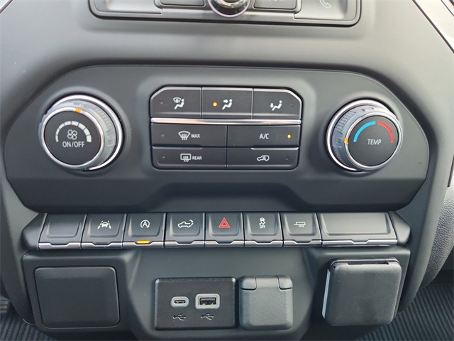Used Car 2024 Chevrolet Silverado 1500  Custom For Sale Under $40,000 In San Antonio, Texas