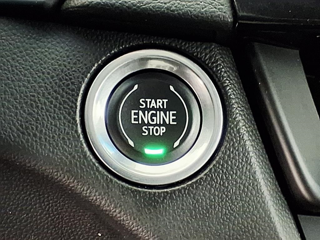 2021 Cadillac CT4 Luxury White at AutoSavvy Houston Southwest