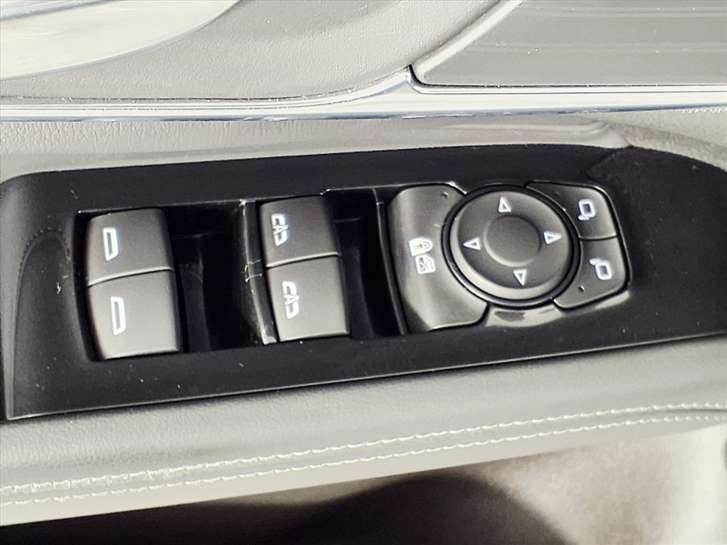 2021 Cadillac CT4 Luxury White at AutoSavvy Houston Southwest