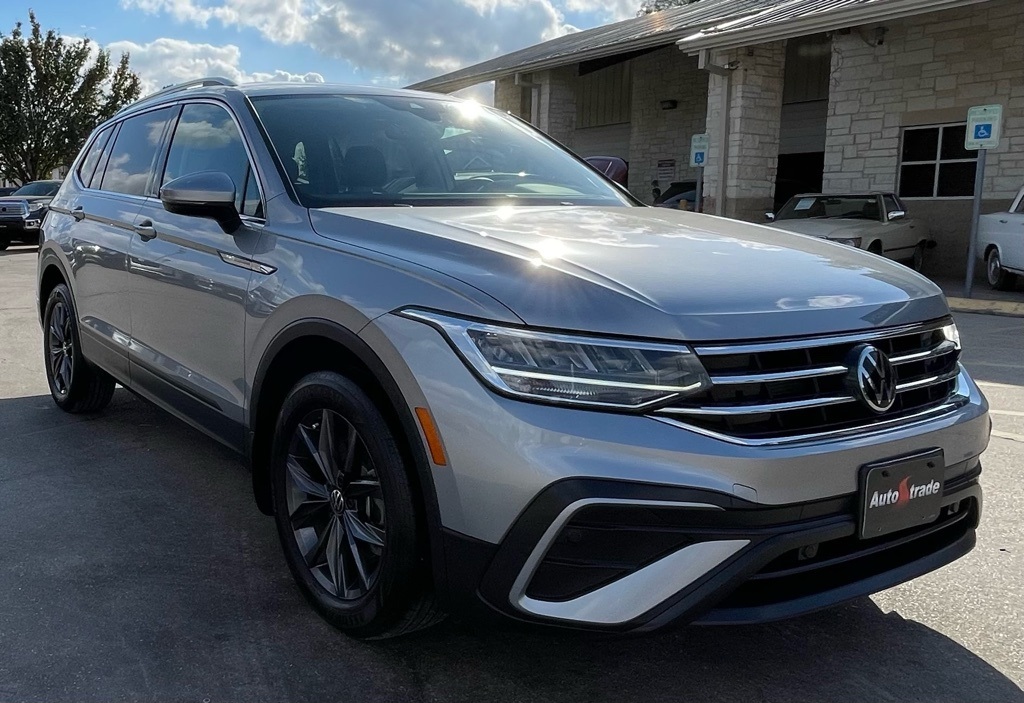 2022 Volkswagen Tiguan 2.0T SE Silver at Wharton Ford