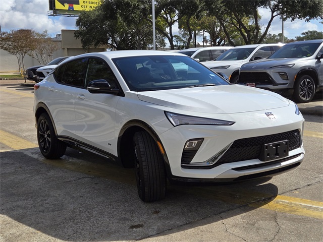 2025 Buick Envista Sport Touring White at Big Star Buick GMC