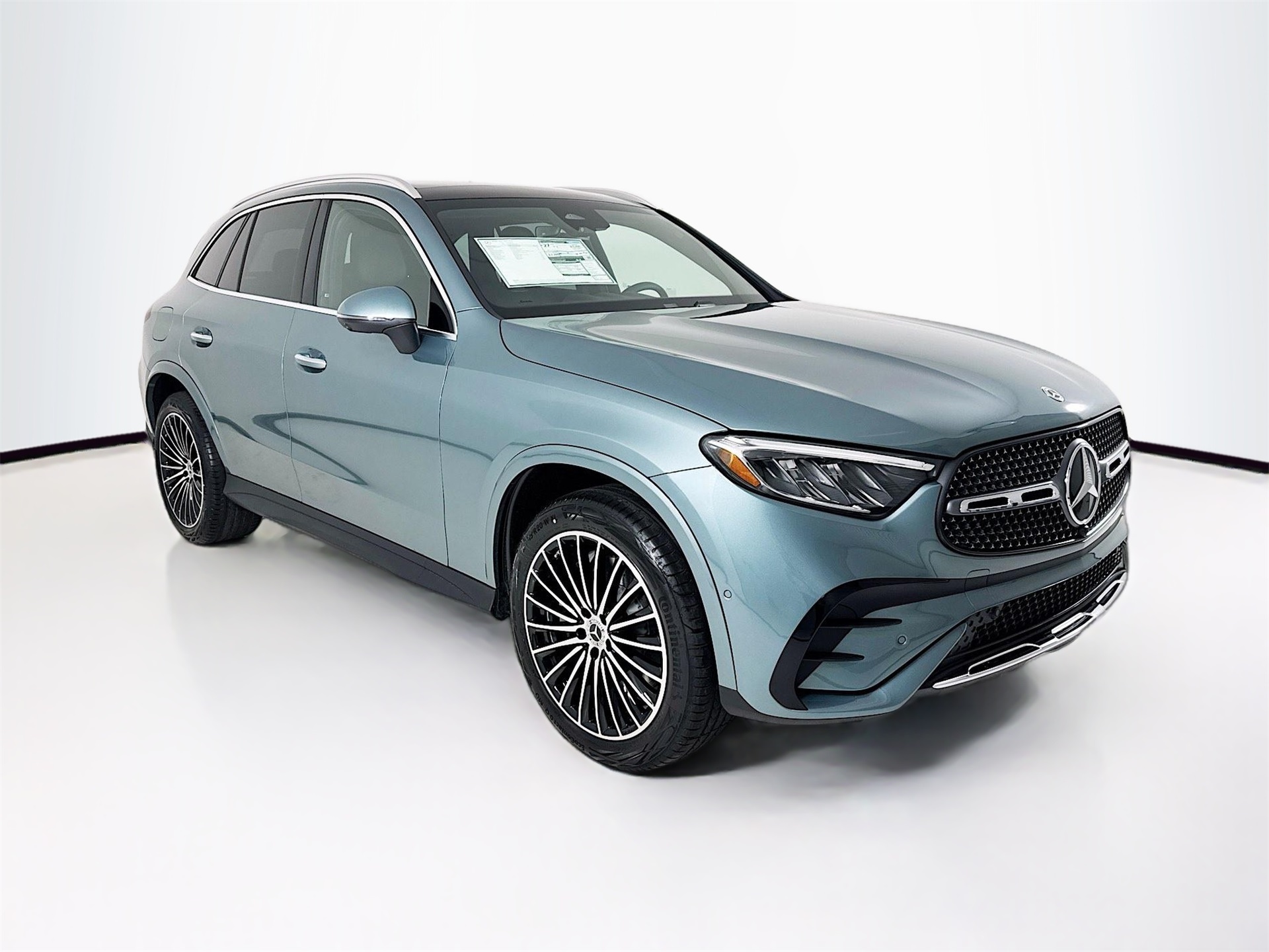 2026 Mercedes-Benz GLC 300 RWD