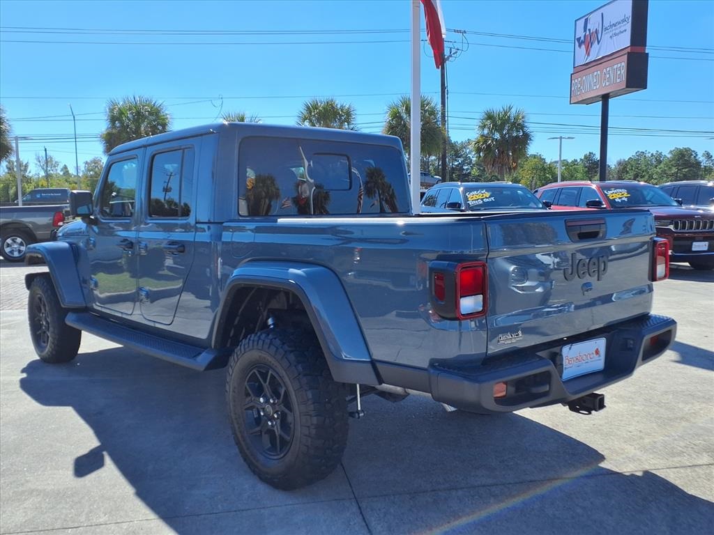 2025 Jeep Gladiator Sport - 3