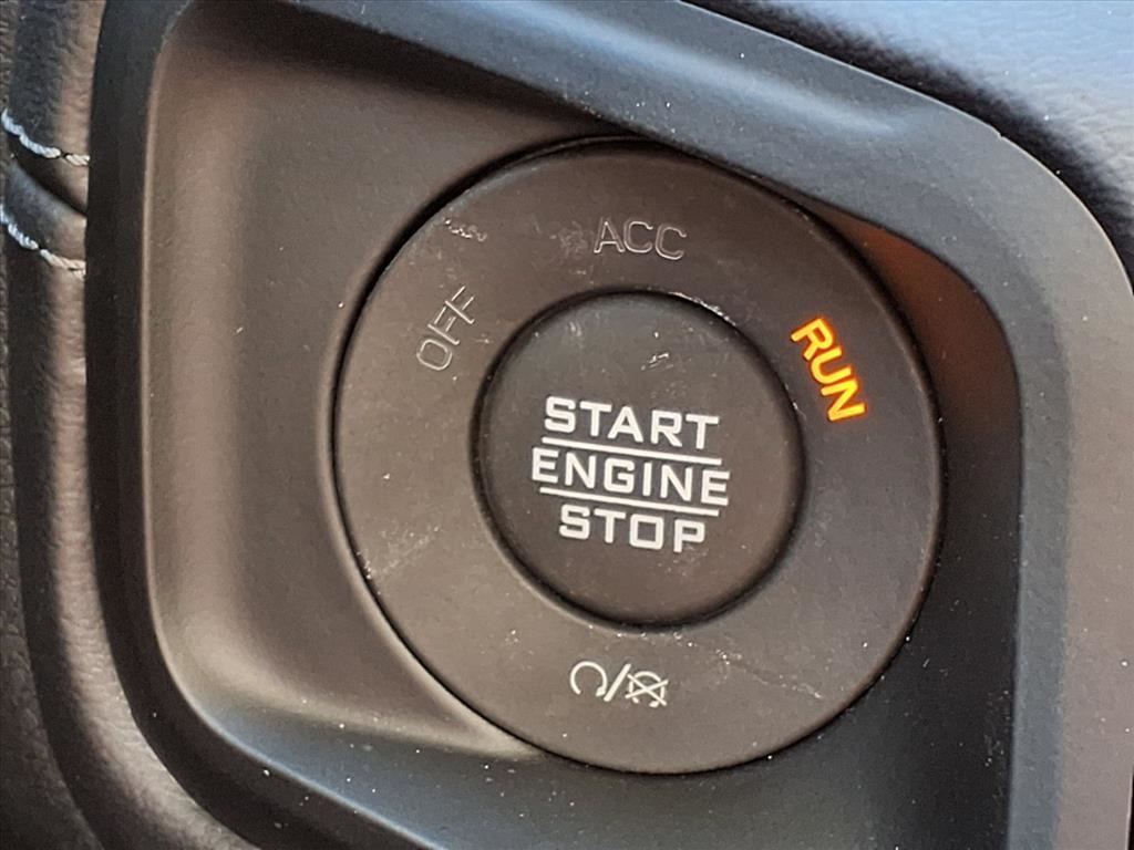 2025 Jeep Gladiator Sport - 5