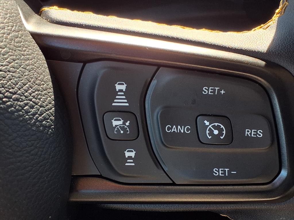 2025 Jeep Gladiator Sport - 8