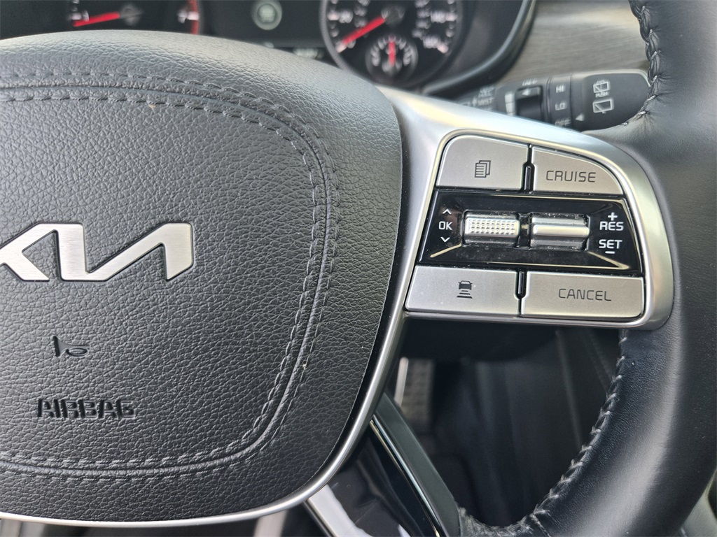 2022 Kia Telluride SX White at Shottenkirk Kia Fort Bend