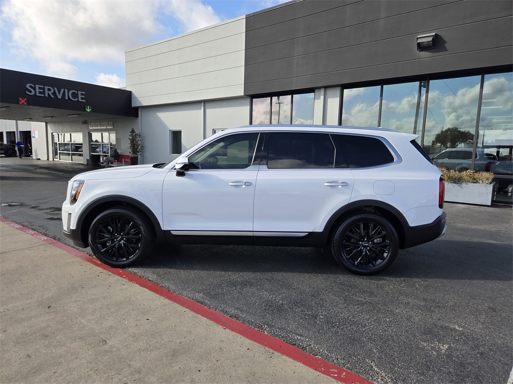 2022 Kia Telluride SX White at Shottenkirk Kia Fort Bend