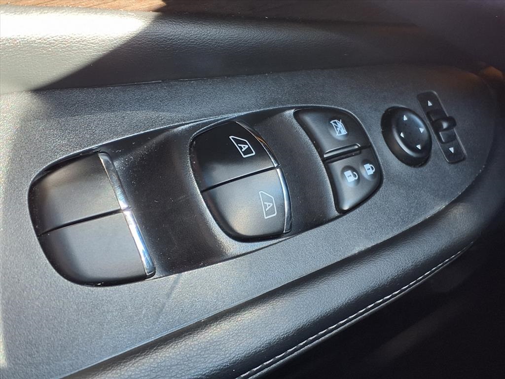 2019 Nissan Murano Platinum White at AutoSavvy Houston Northwest