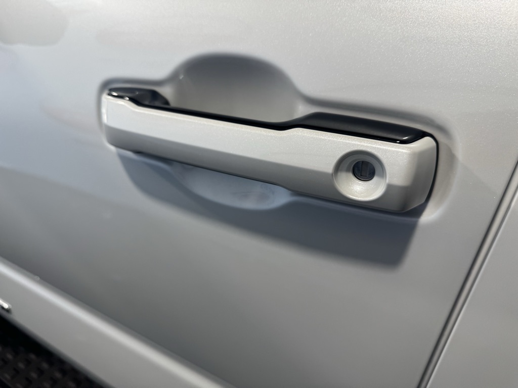 Thumbnail: 2025 Toyota 4Runner - 15