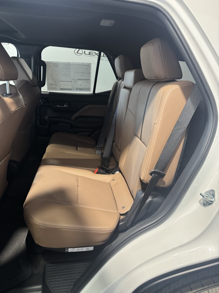 Thumbnail: 2025 Toyota 4Runner - 30