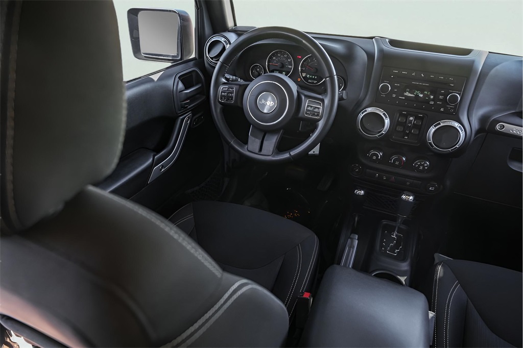 Used Car 2015 Jeep Wrangler  Unlimited Sahara For Sale Under $25,000 In Austin, Texas