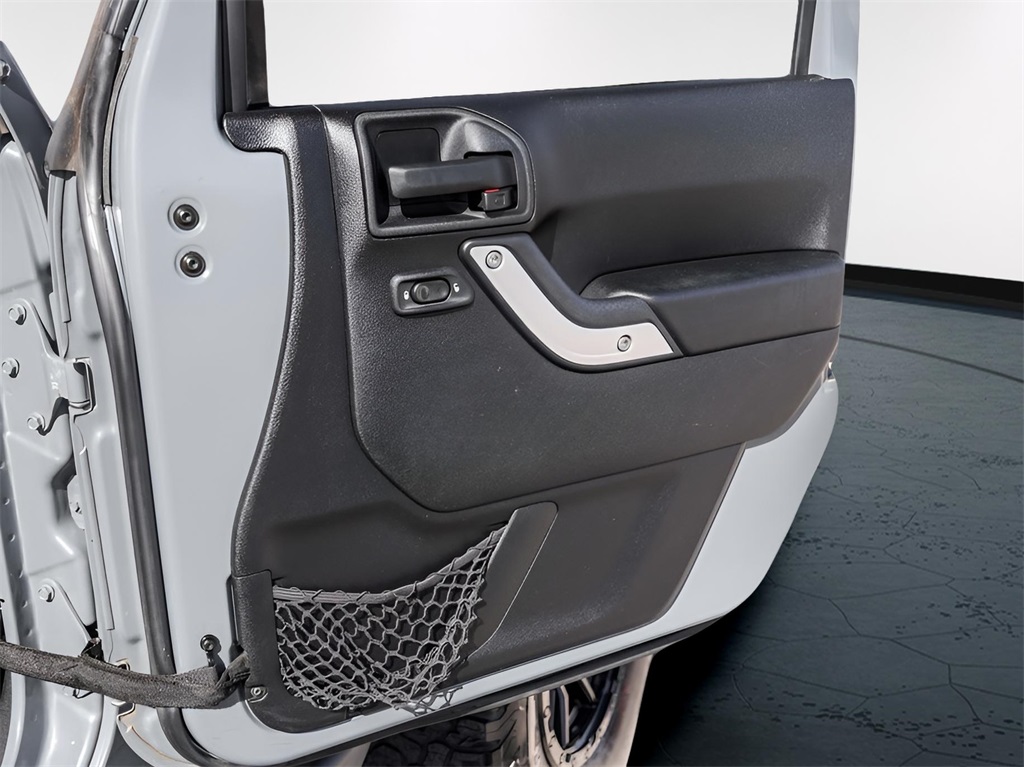 Used Car 2015 Jeep Wrangler  Unlimited Sahara For Sale Under $25,000 In Austin, Texas