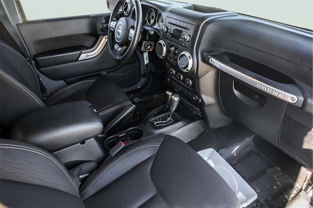 Used Car 2015 Jeep Wrangler  Unlimited Sahara For Sale Under $25,000 In Austin, Texas