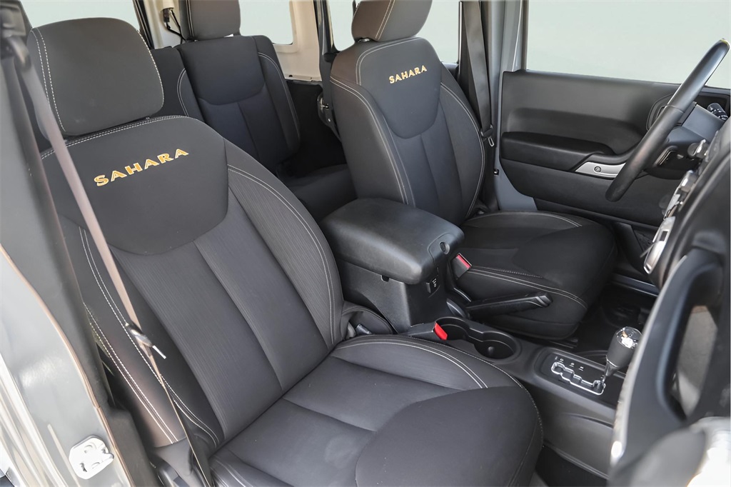 Used Car 2015 Jeep Wrangler  Unlimited Sahara For Sale Under $25,000 In Austin, Texas