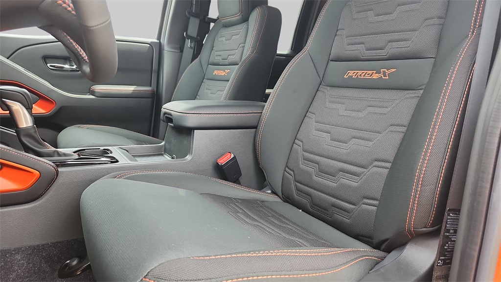 2025 Nissan Frontier