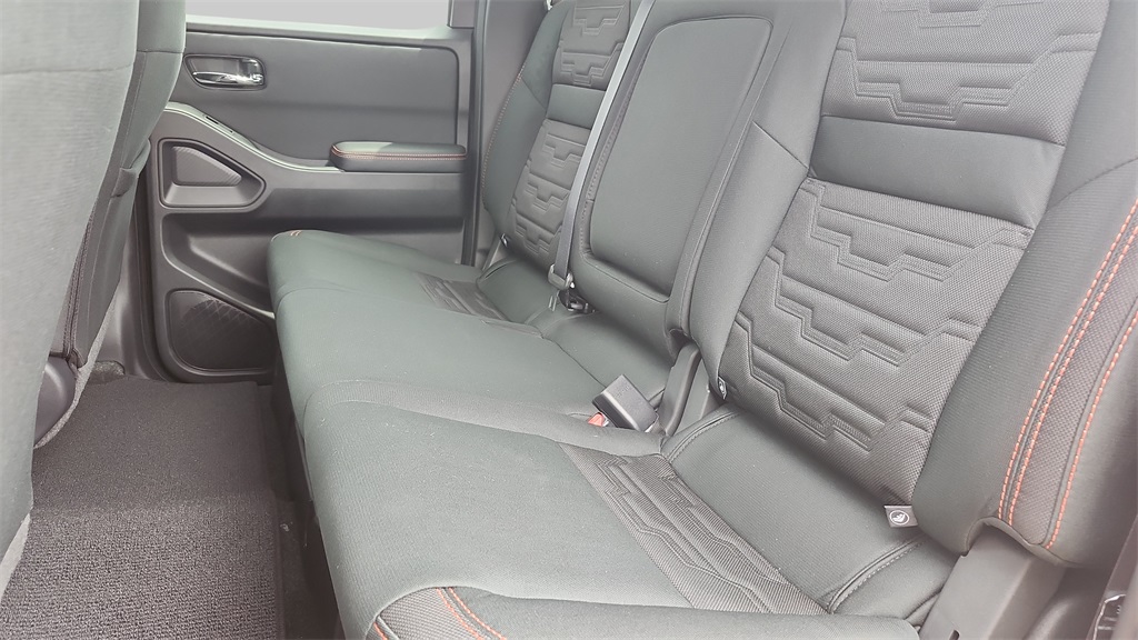 2025 Nissan Frontier