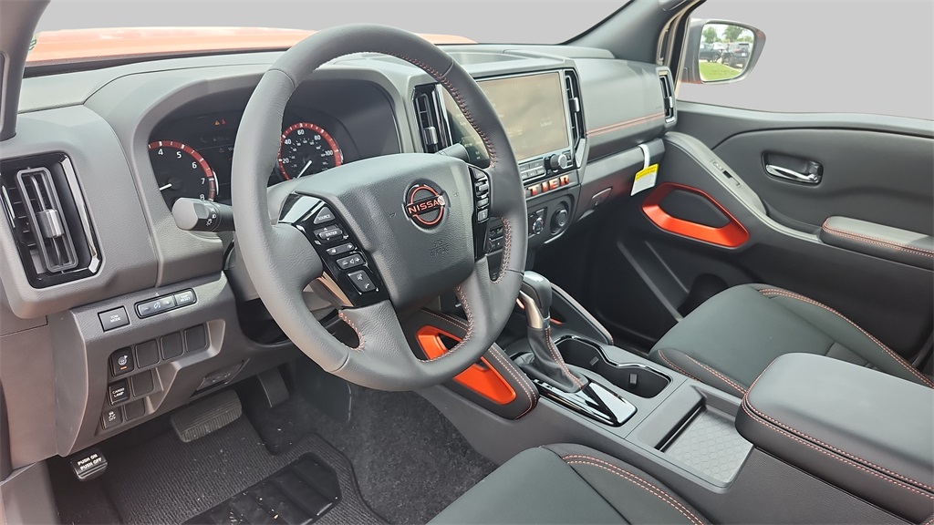 2025 Nissan Frontier